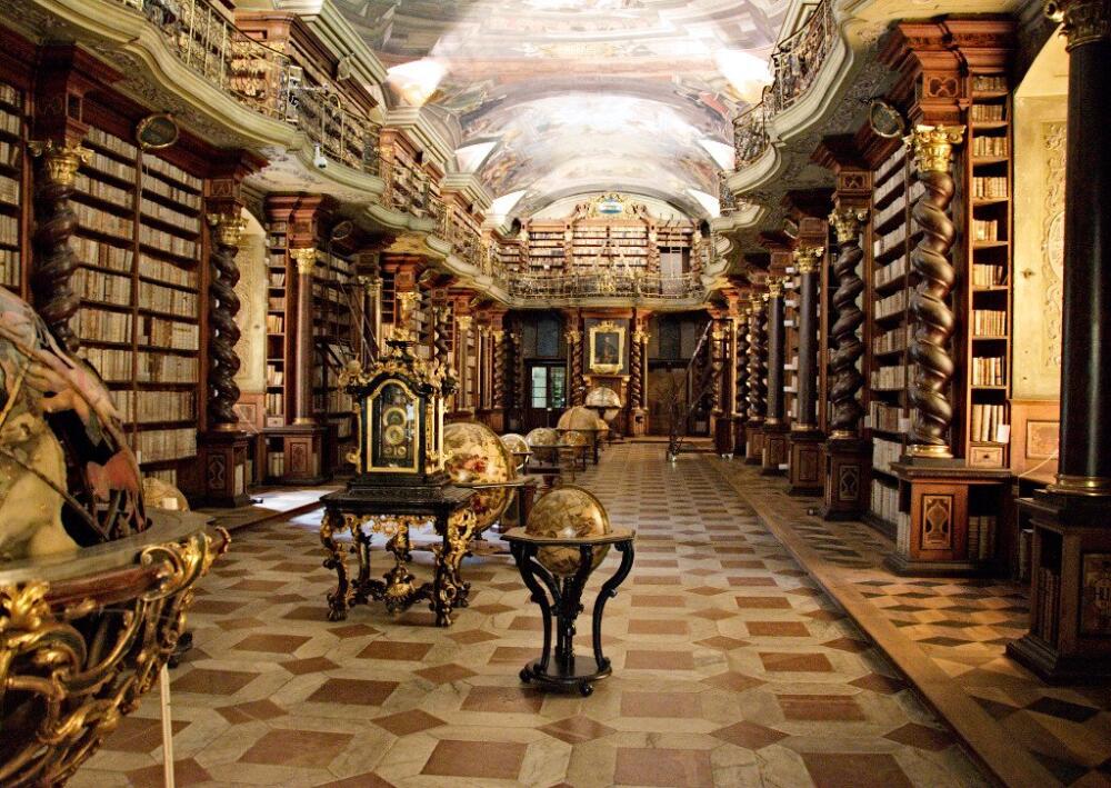 libreria barocca klementinum praga
