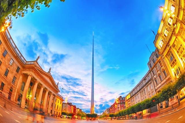 O´Connell Street Dublín. 1 the spire dublino